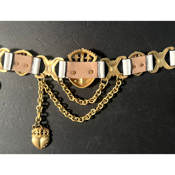 White Leather & Chain Belt Unique Crown Streets Ahead Santa Monica, Ca. Size M main image 7